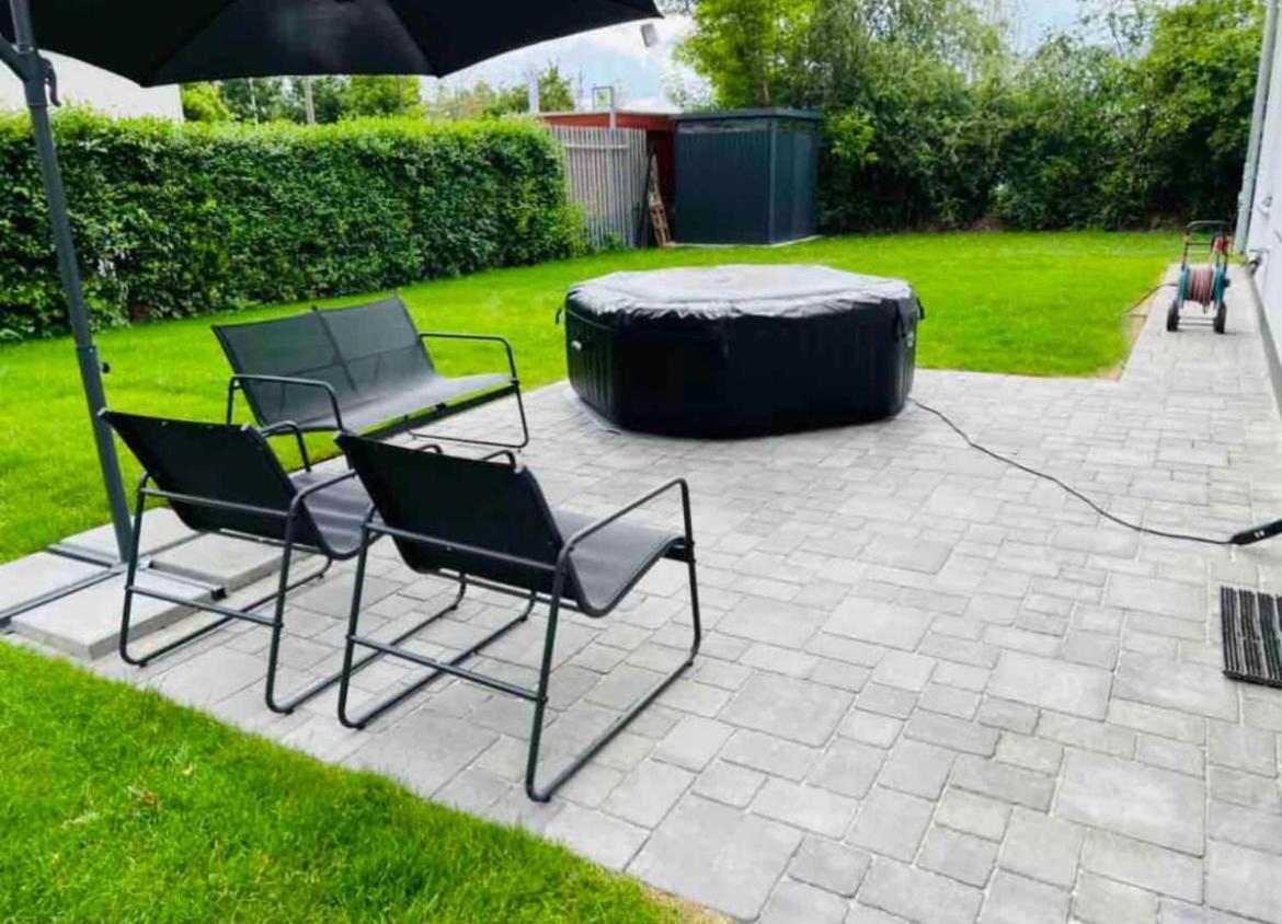 Haushalfte Mit Garten, Kamin, Grill & Whirlpool Nahe Ber Βίλα Βερολίνο Εξωτερικό φωτογραφία